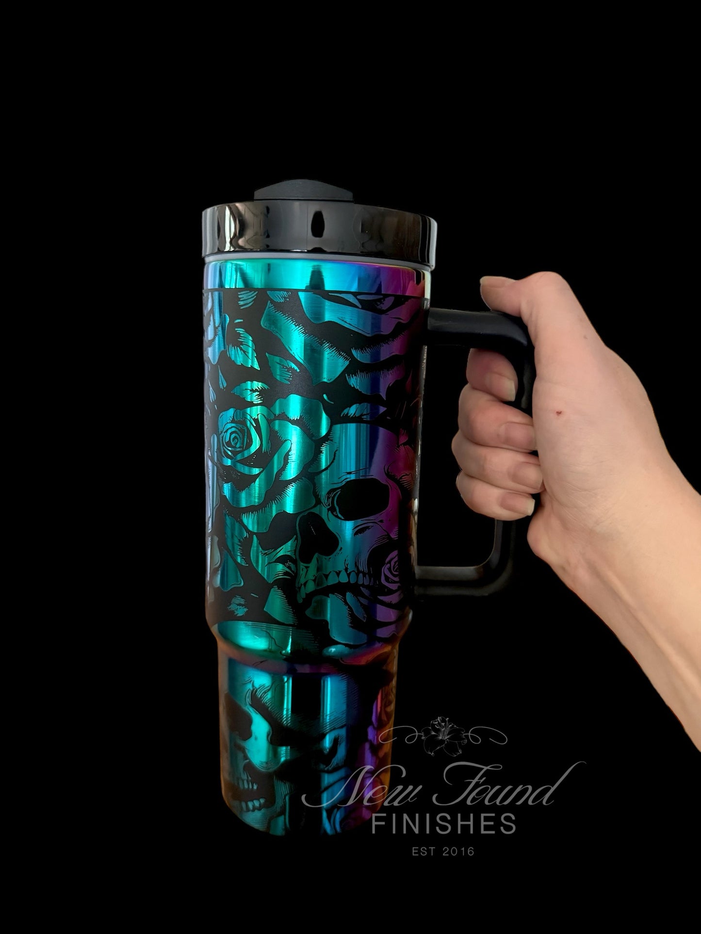 Skull and roses 30oz