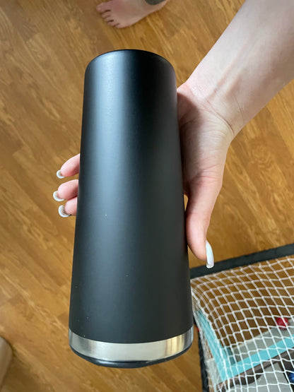 Destash 22 oz tumbler
